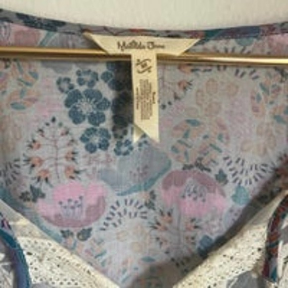 Matilda Jane Sew Perfect Top Size Medium - Picture 5 of 6